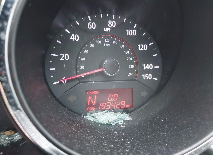 Photo 15 of 2013 Kia Sorento LX (VIN 5XYKT3A18DG342238)