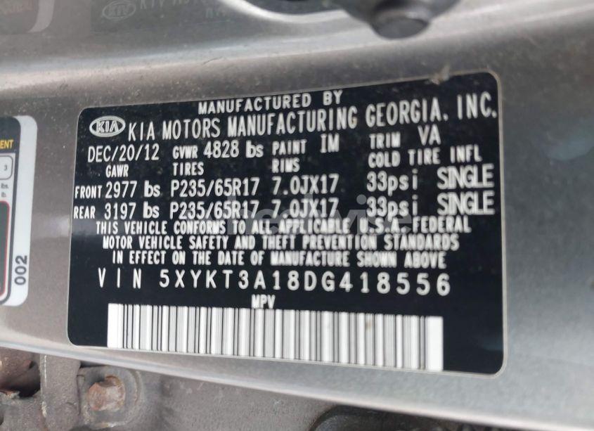 Photo 9 of 2013 Kia Sorento LX (VIN 5XYKT3A18DG418556)