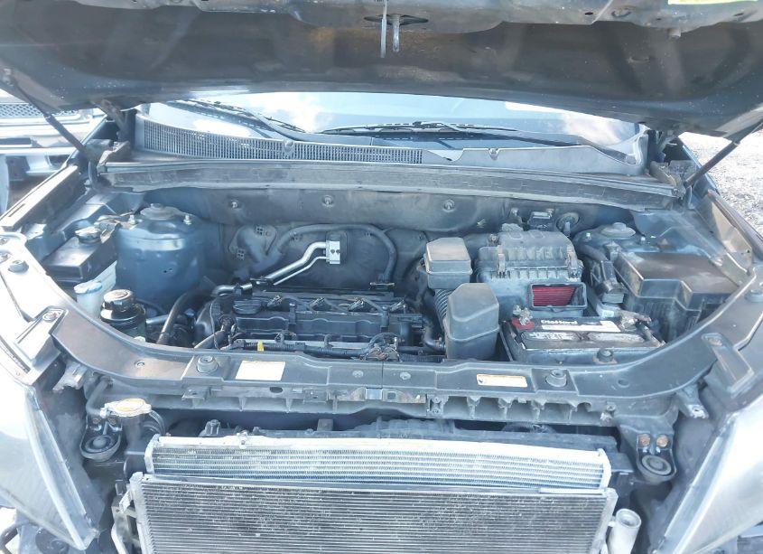 Photo 10 of 2011 Kia Sorento LX (VIN 5XYKT3A19BG114987)