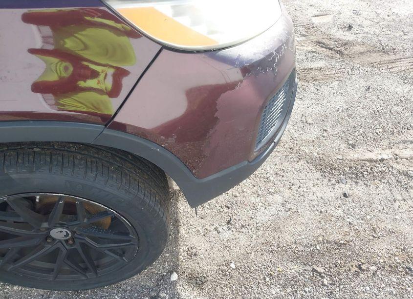 Photo 14 of 2011 Kia Sorento LX (VIN 5XYKT3A19BG138447)