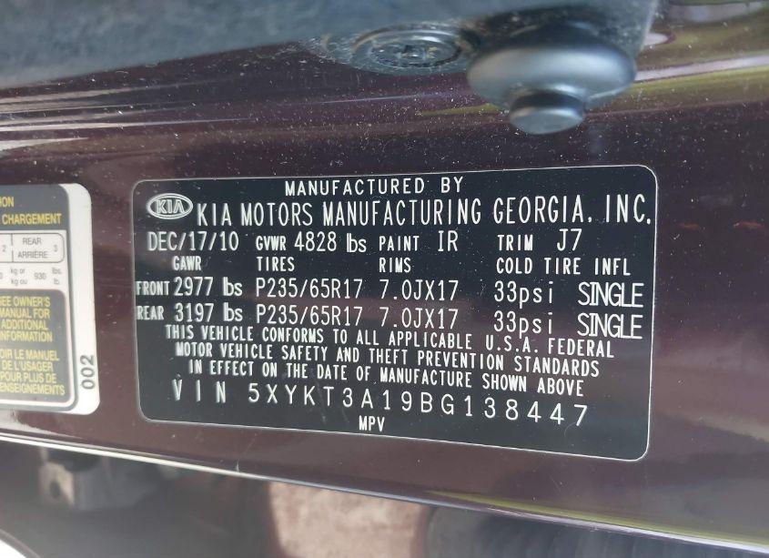 Photo 9 of 2011 Kia Sorento LX (VIN 5XYKT3A19BG138447)