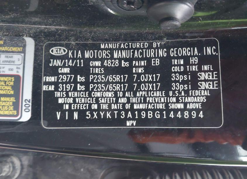 Photo 9 of 2011 Kia Sorento LX (VIN 5XYKT3A19BG144894)