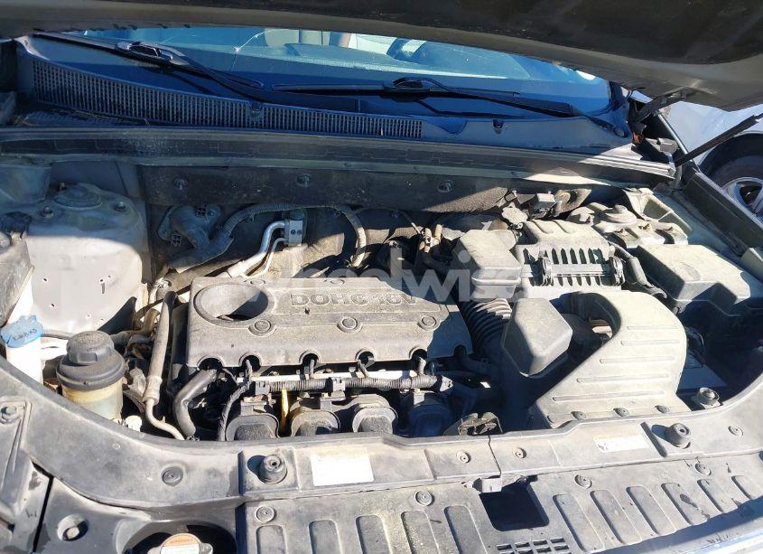 Photo 10 of 2012 Kia Sorento LX (VIN 5XYKT3A19CG231096)