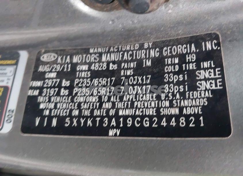 Photo 9 of 2012 Kia Sorento LX (VIN 5XYKT3A19CG244821)