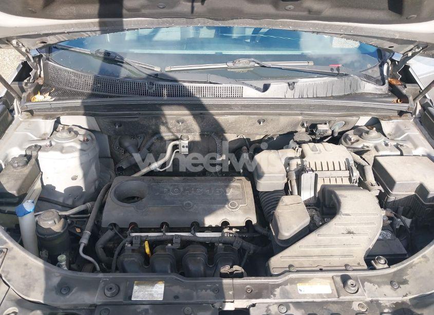 Photo 10 of 2012 Kia Sorento LX (VIN 5XYKT3A19CG283778)