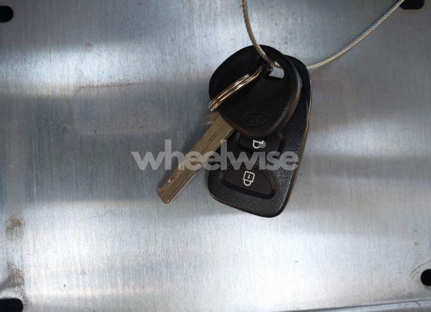 Photo 11 of 2012 Kia Sorento LX (VIN 5XYKT3A19CG294716)