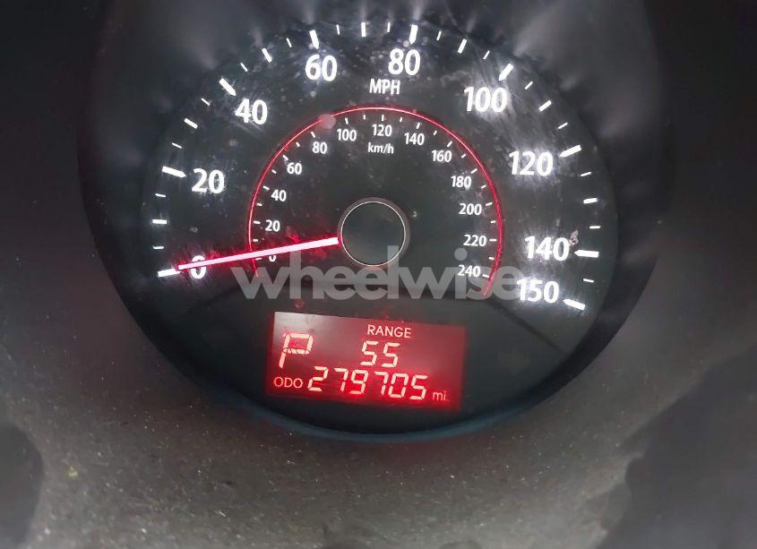 Photo 15 of 2011 Kia Sorento LX (VIN 5XYKT3A1XBG008385)