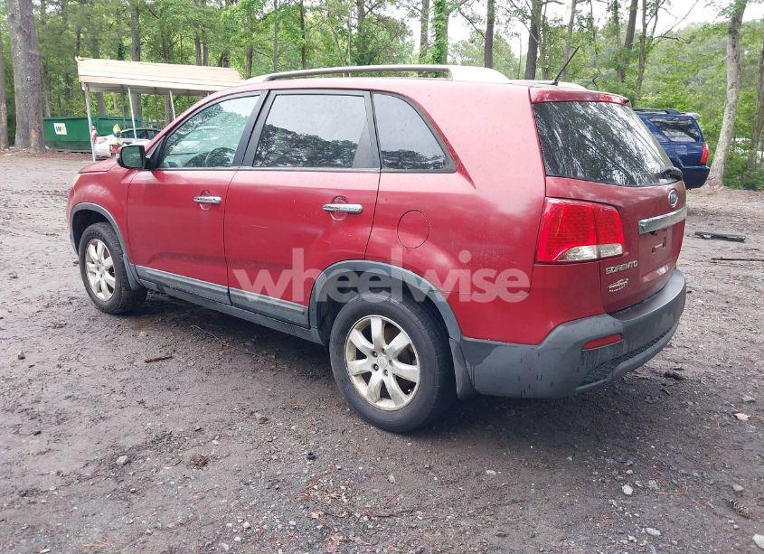 Photo 3 of 2011 Kia Sorento LX (VIN 5XYKT3A1XBG020049)
