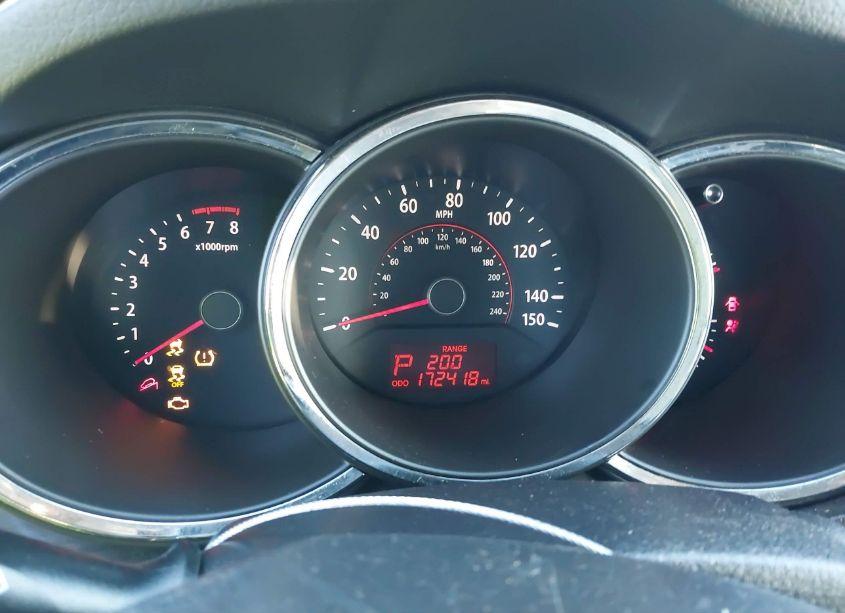 Photo 7 of 2011 Kia Sorento LX (VIN 5XYKT3A1XBG027938)