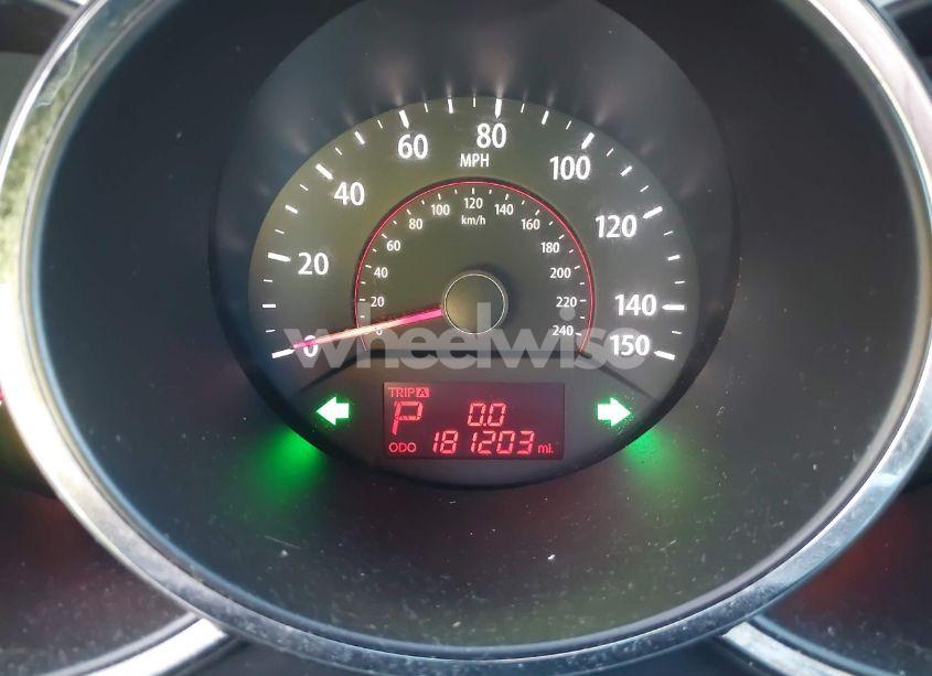 Photo 7 of 2011 Kia Sorento LX (VIN 5XYKT3A1XBG051303)