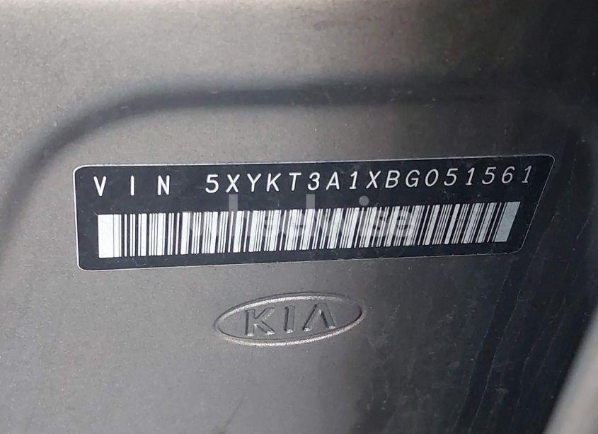 Photo 9 of 2011 Kia Sorento LX (VIN 5XYKT3A1XBG051561)