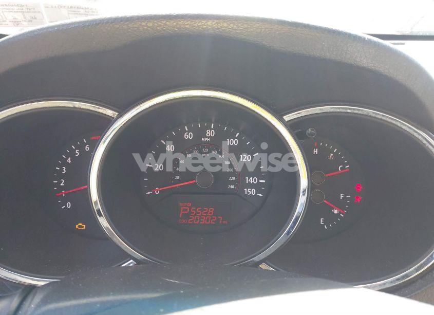 Photo 7 of 2011 Kia Sorento LX (VIN 5XYKT3A1XBG065217)