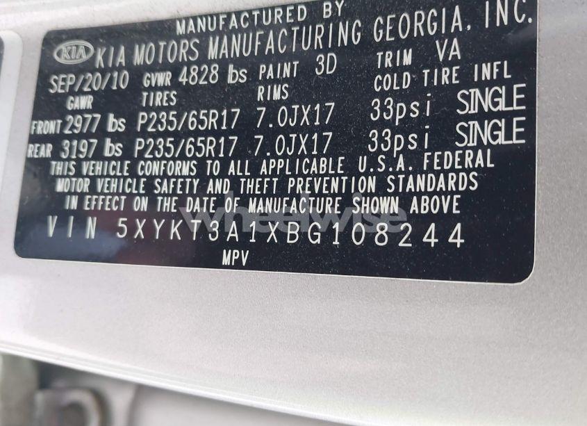 Photo 9 of 2011 Kia Sorento LX (VIN 5XYKT3A1XBG108244)