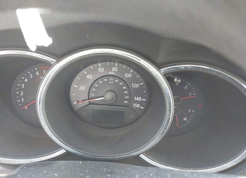 Photo 7 of 2011 Kia Sorento LX (VIN 5XYKT3A1XBG140286)