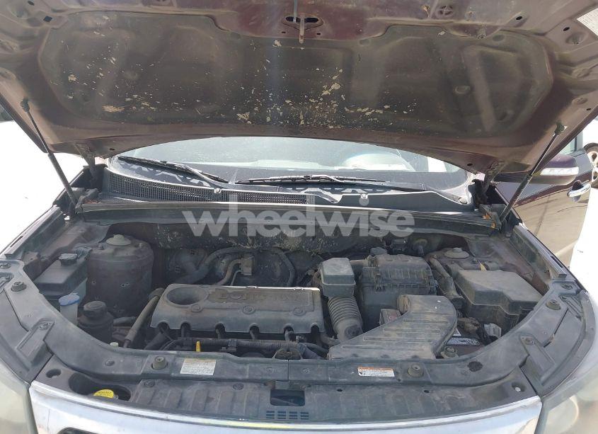 Photo 10 of 2011 Kia Sorento LX (VIN 5XYKT3A1XBG163342)