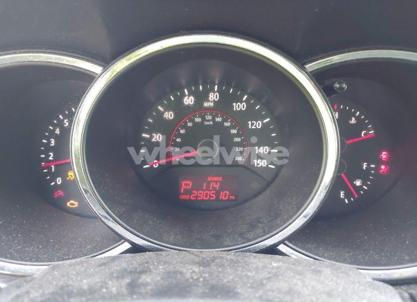 Photo 7 of 2011 Kia Sorento LX (VIN 5XYKT3A1XBG163342)