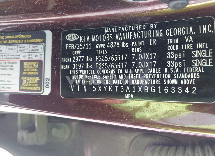 Photo 9 of 2011 Kia Sorento LX (VIN 5XYKT3A1XBG163342)