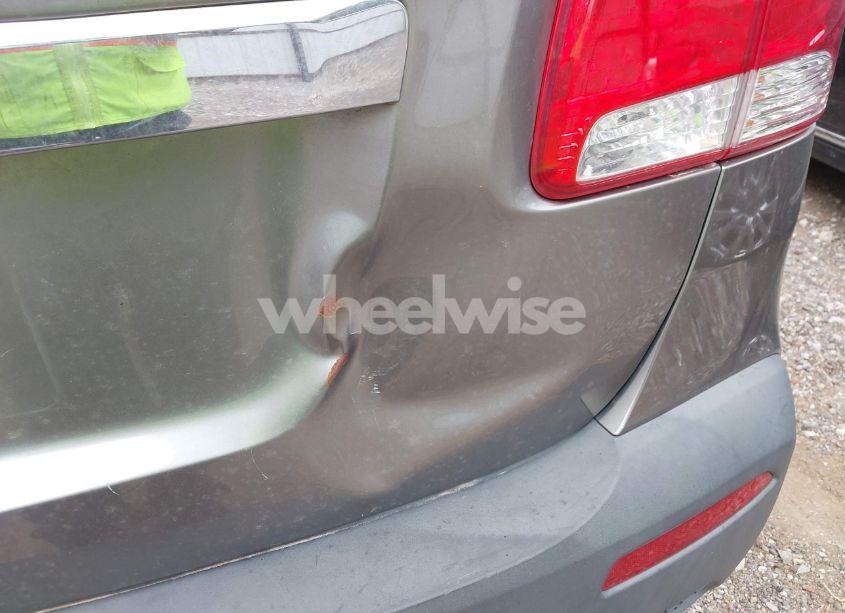 Photo 6 of 2011 Kia Sorento LX (VIN 5XYKT3A1XBG186877)