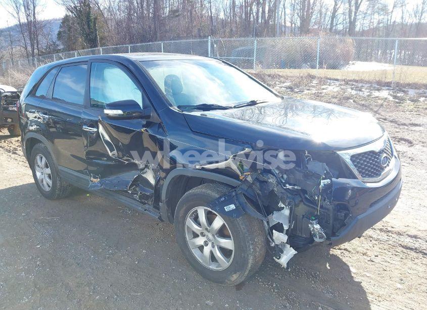 Photo 12 of 2013 Kia Sorento LX (VIN 5XYKT3A1XDG377346)