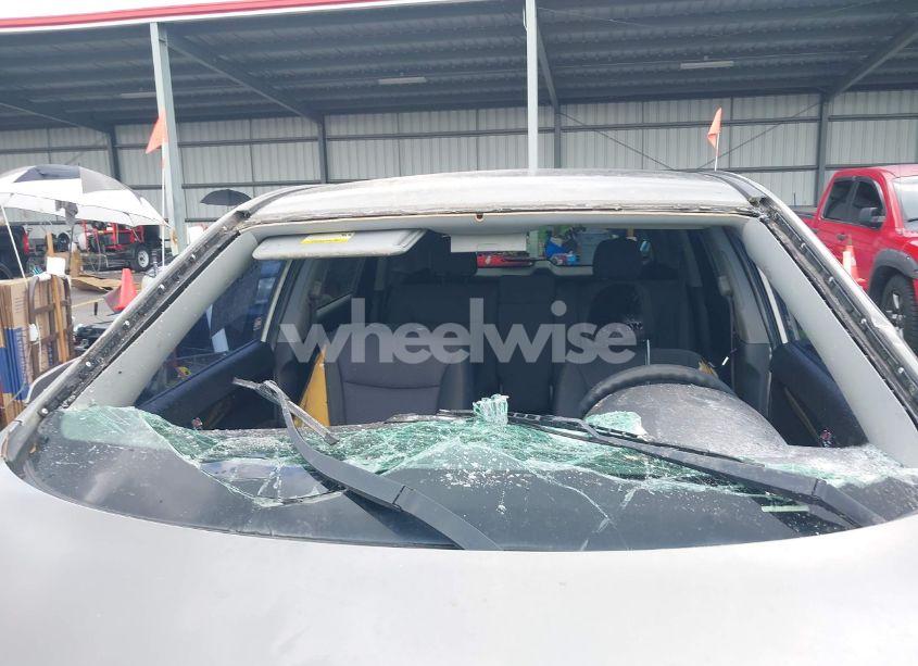 Photo 6 of 2013 Kia Sorento LX (VIN 5XYKT3A1XDG381218)