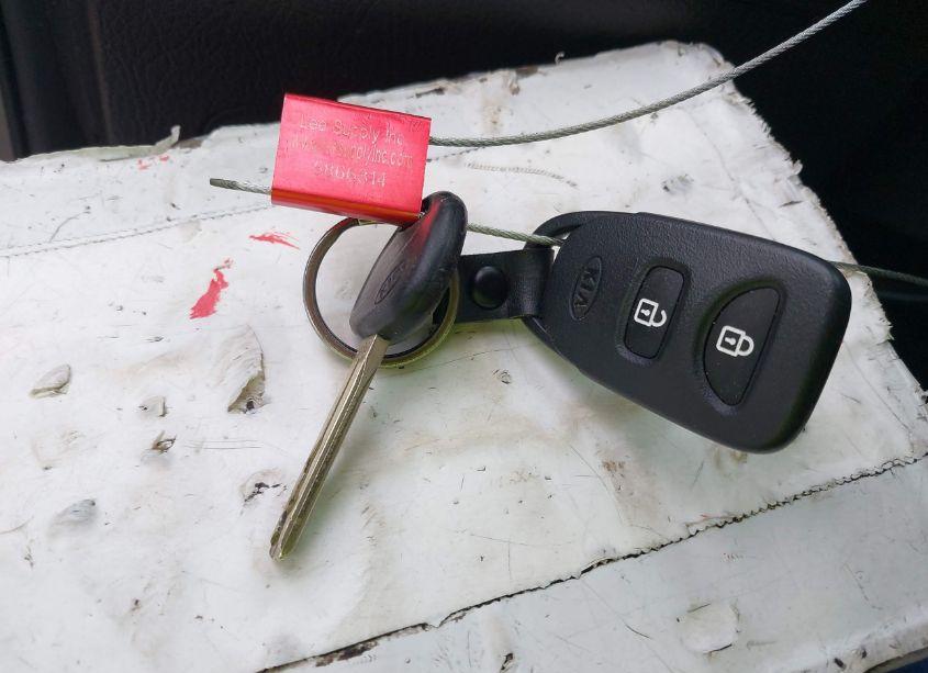 Photo 11 of 2012 Kia Sorento LX (VIN 5XYKT3A60CG249398)