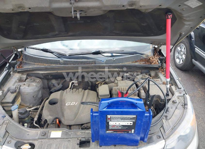 Photo 10 of 2012 Kia Sorento LX (VIN 5XYKT3A60CG285902)