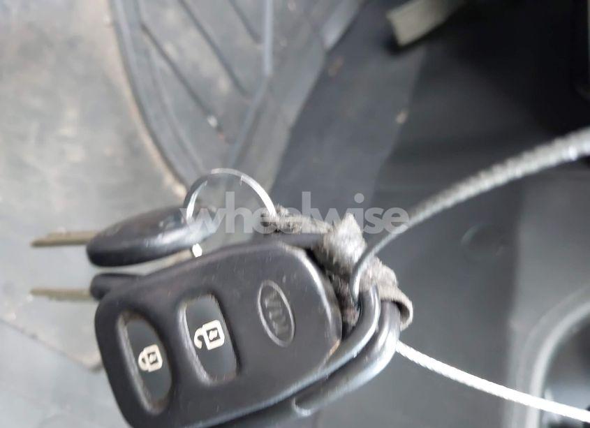 Photo 11 of 2012 Kia Sorento LX (VIN 5XYKT3A60CG285902)