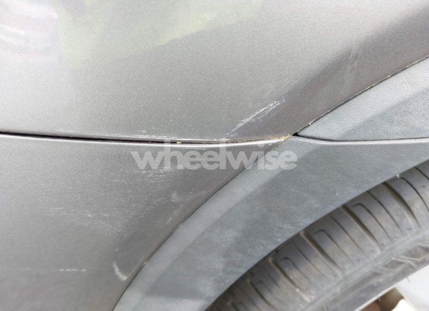 Photo 6 of 2012 Kia Sorento LX (VIN 5XYKT3A60CG285902)