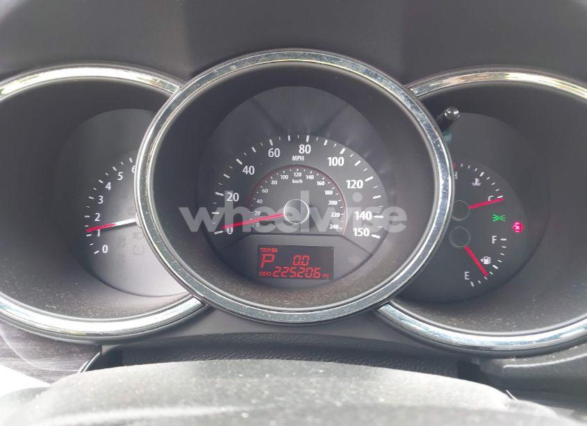 Photo 7 of 2012 Kia Sorento LX (VIN 5XYKT3A60CG285902)