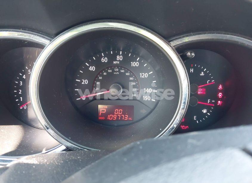 Photo 7 of 2013 Kia Sorento LX (VIN 5XYKT3A60DG406669)