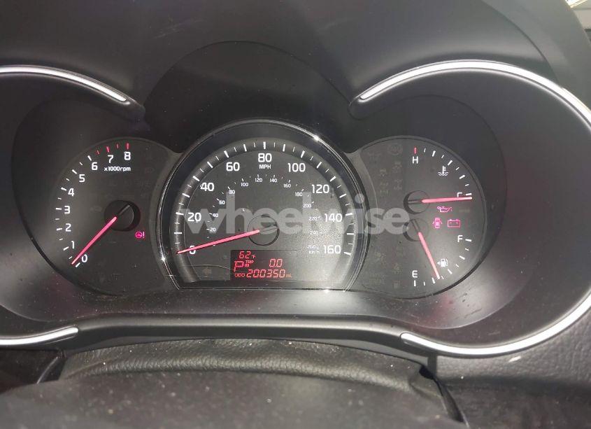 Photo 7 of 2014 Kia Sorento LX (VIN 5XYKT3A60EG479896)