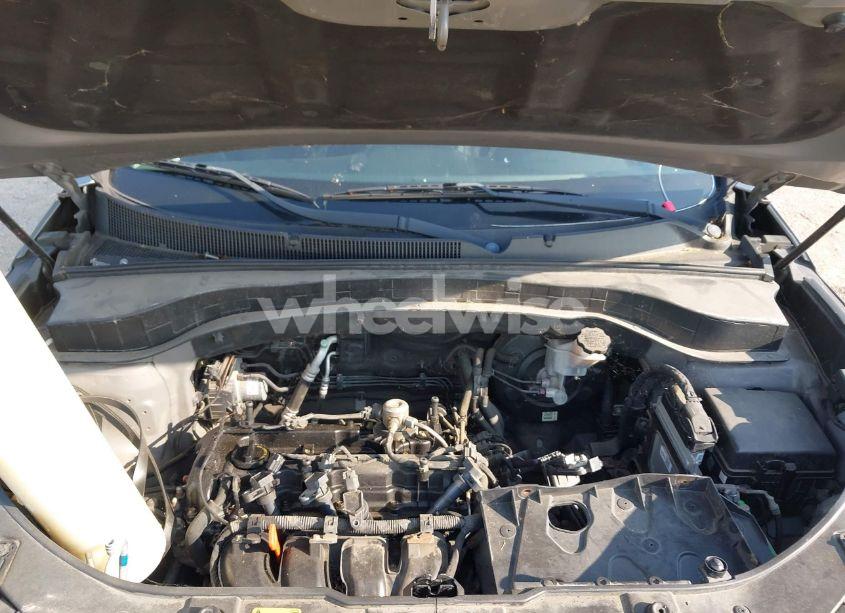 Photo 10 of 2014 Kia Sorento LX (VIN 5XYKT3A60EG508782)