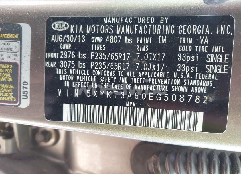 Photo 9 of 2014 Kia Sorento LX (VIN 5XYKT3A60EG508782)