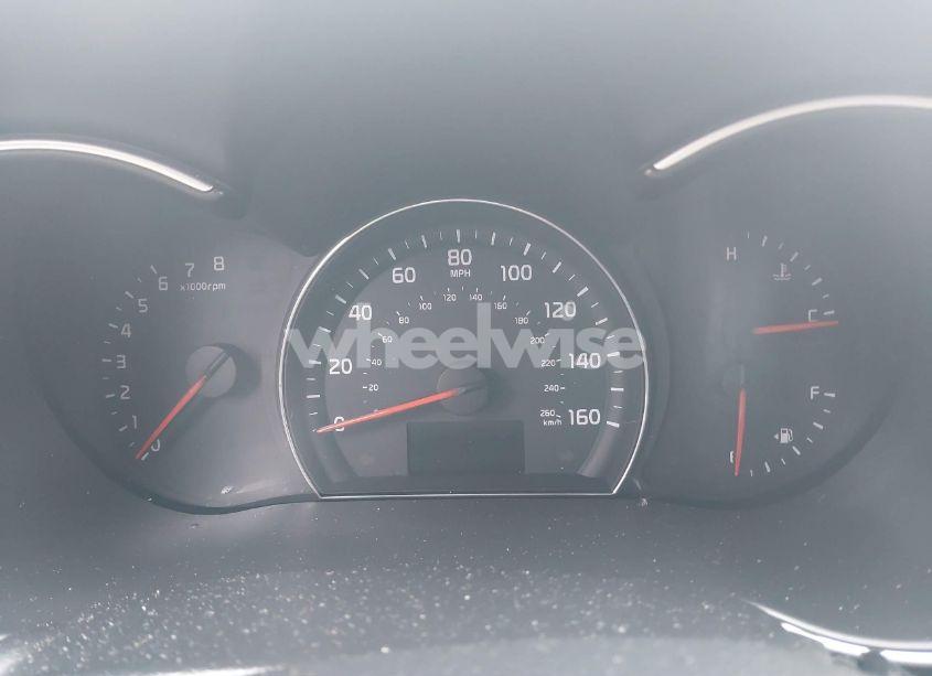 Photo 7 of 2015 Kia Sorento LX (VIN 5XYKT3A60FG556090)