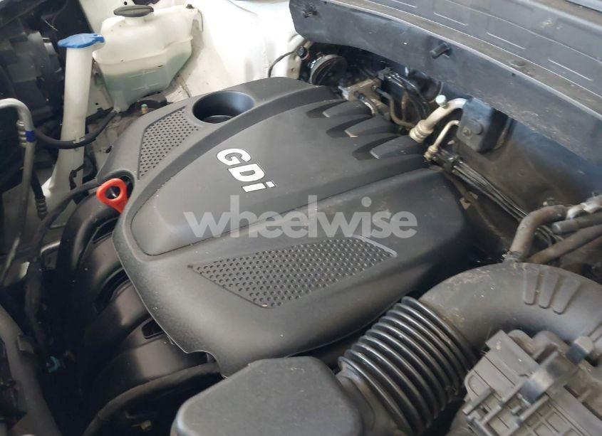 Photo 6 of 2015 Kia Sorento LX (VIN 5XYKT3A60FG645691)