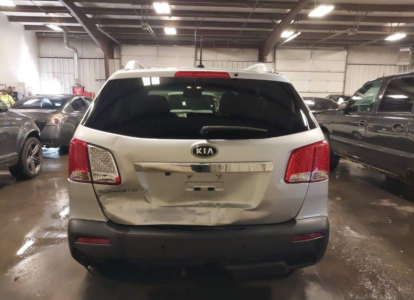 Photo 16 of 2012 Kia Sorento LX (VIN 5XYKT3A61CG190216)