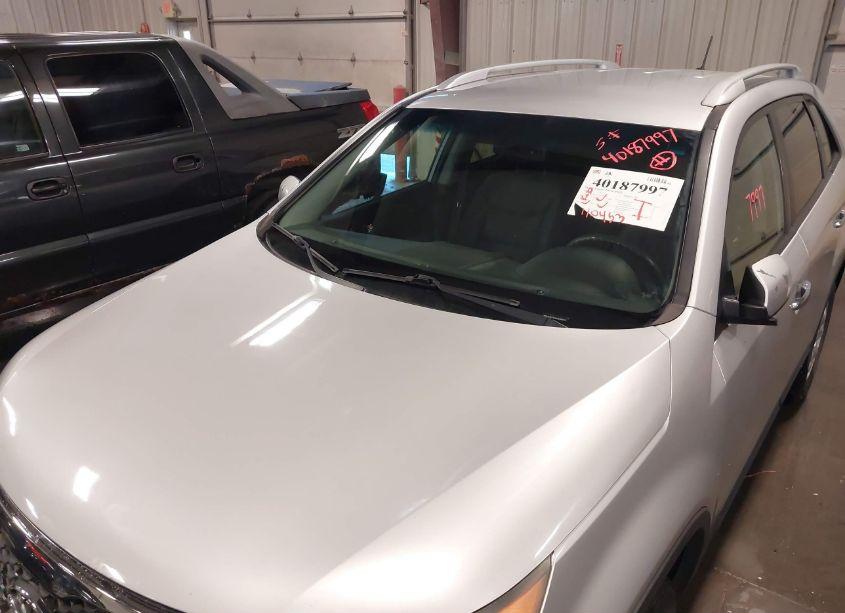 Photo 17 of 2012 Kia Sorento LX (VIN 5XYKT3A61CG190216)