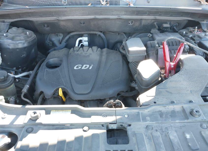 Photo 10 of 2012 Kia Sorento LX (VIN 5XYKT3A61CG196257)