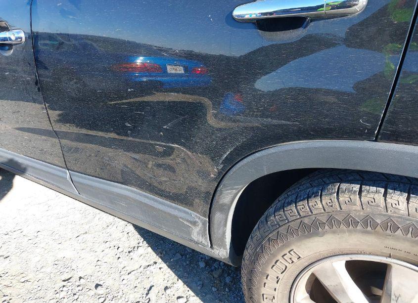 Photo 6 of 2012 Kia Sorento LX (VIN 5XYKT3A61CG196257)