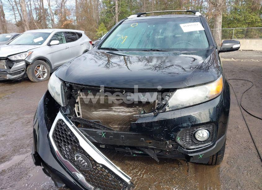 Photo 12 of 2012 Kia Sorento LX (VIN 5XYKT3A61CG211985)