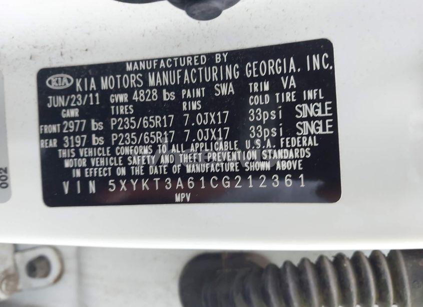 Photo 9 of 2012 Kia Sorento LX (VIN 5XYKT3A61CG212361)