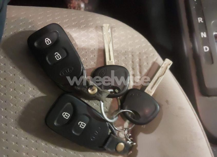 Photo 11 of 2012 Kia Sorento LX (VIN 5XYKT3A61CG283382)