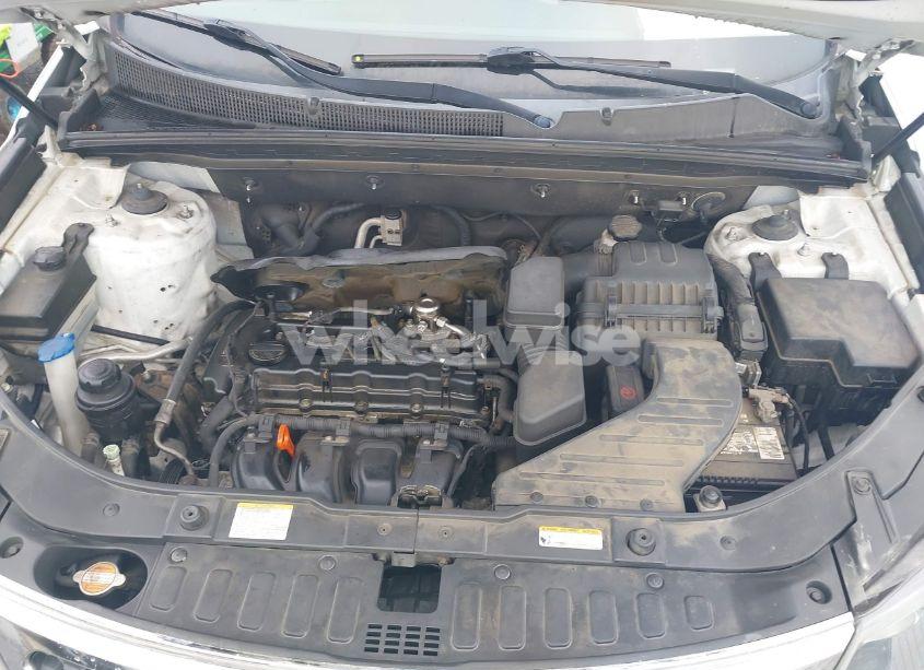 Photo 10 of 2012 Kia Sorento LX (VIN 5XYKT3A61CG308250)