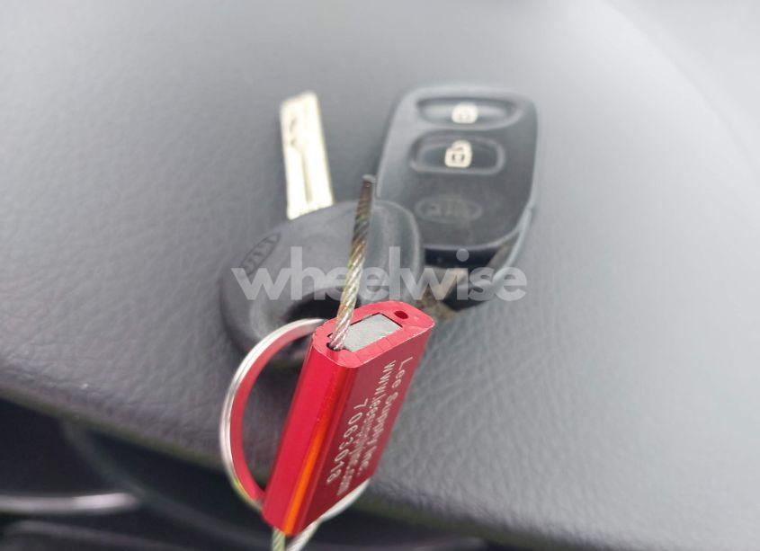 Photo 11 of 2012 Kia Sorento LX (VIN 5XYKT3A61CG308250)