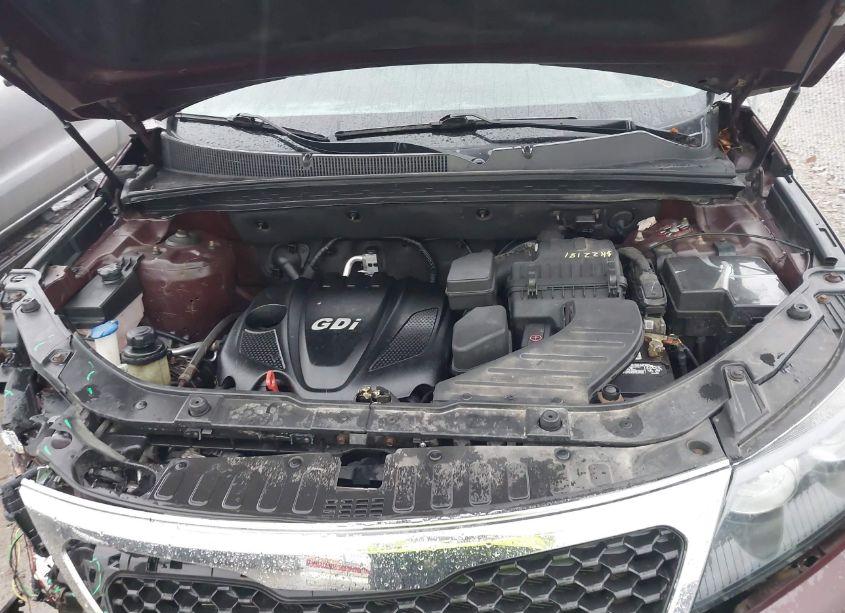 Photo 10 of 2013 Kia Sorento LX (VIN 5XYKT3A61DG393124)