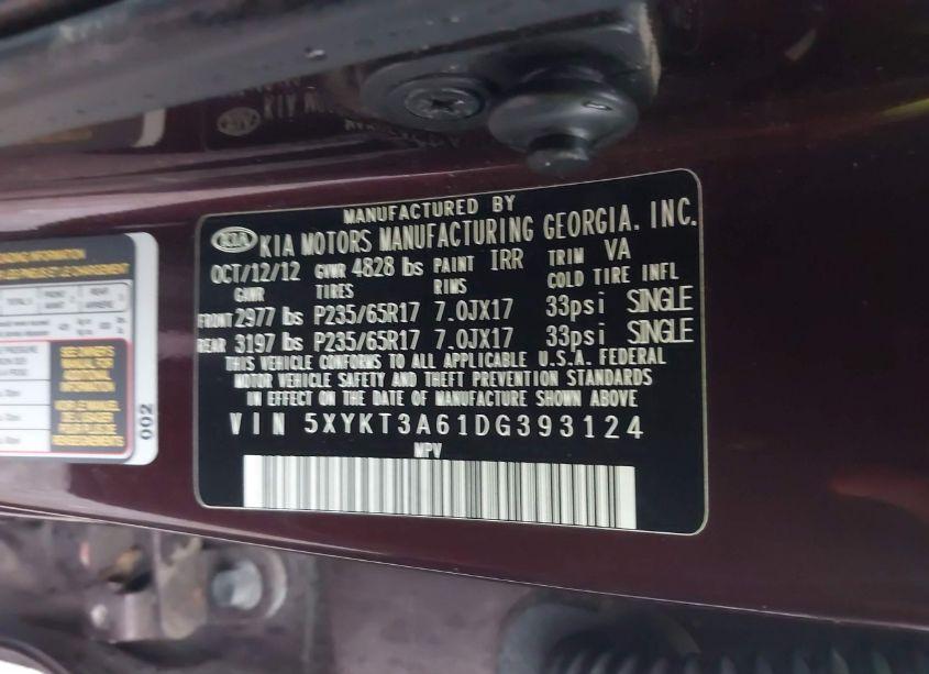 Photo 9 of 2013 Kia Sorento LX (VIN 5XYKT3A61DG393124)