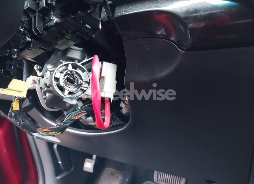 Photo 6 of 2014 Kia Sorento LX (VIN 5XYKT3A61EG504983)