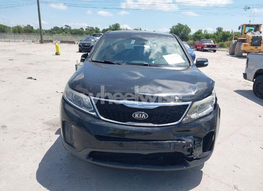 Photo 12 of 2014 Kia Sorento LX (VIN 5XYKT3A61EG535893)