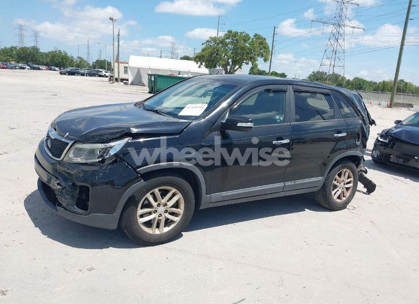 Photo 14 of 2014 Kia Sorento LX (VIN 5XYKT3A61EG535893)