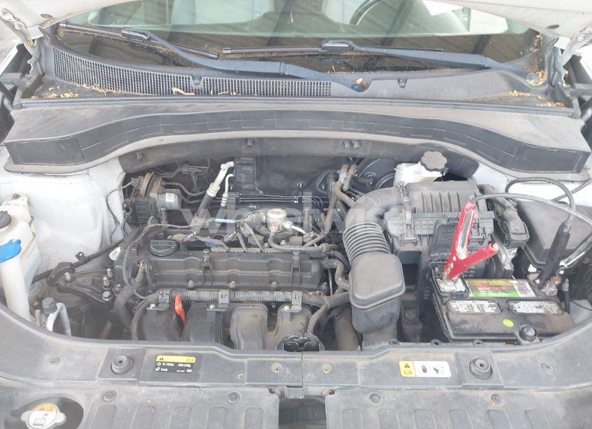 Photo 10 of 2015 Kia Sorento LX (VIN 5XYKT3A61FG551125)